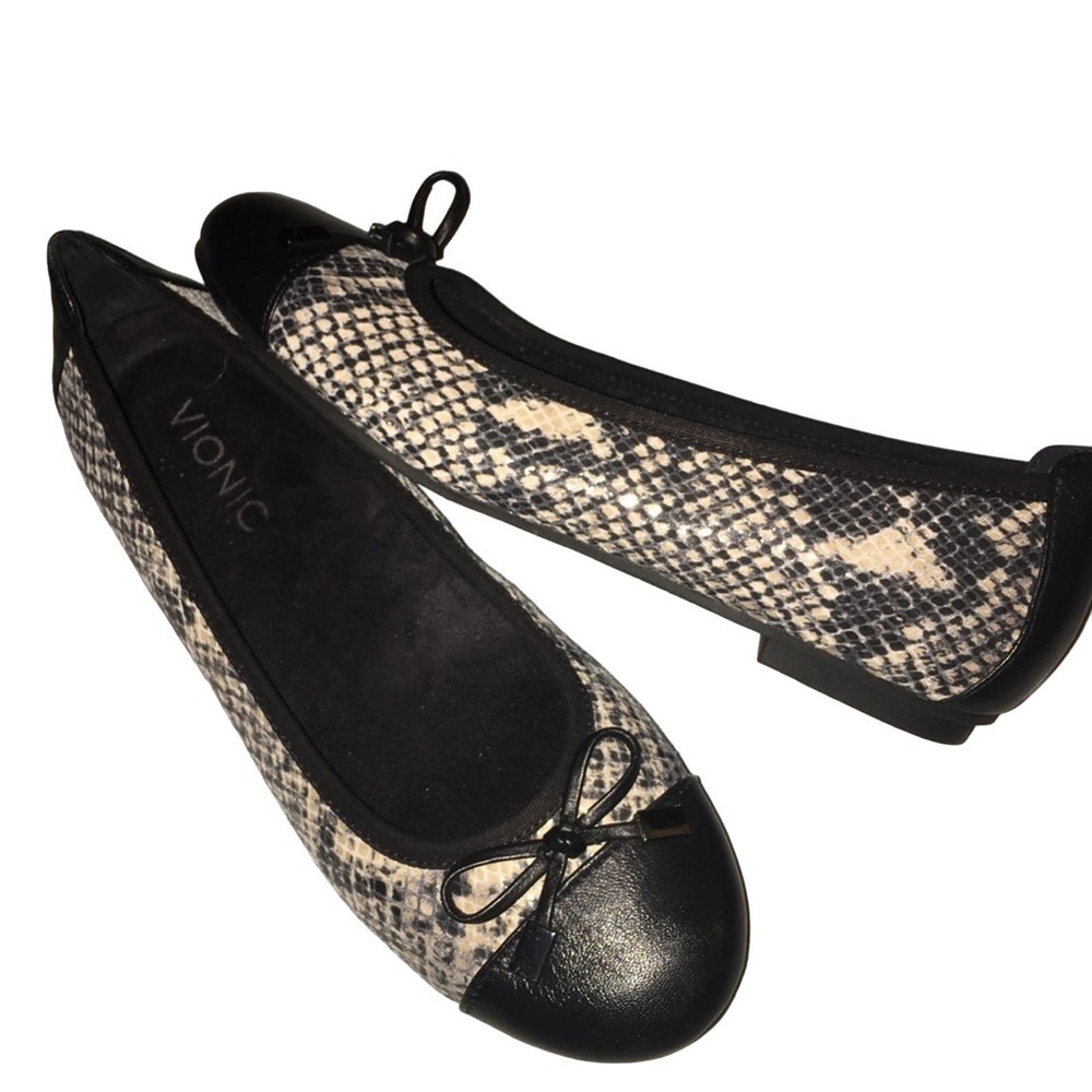 Vionic Minna Ballet Flat Black Snake Python Anima… - image 2